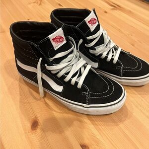 Men’s Vans size 9